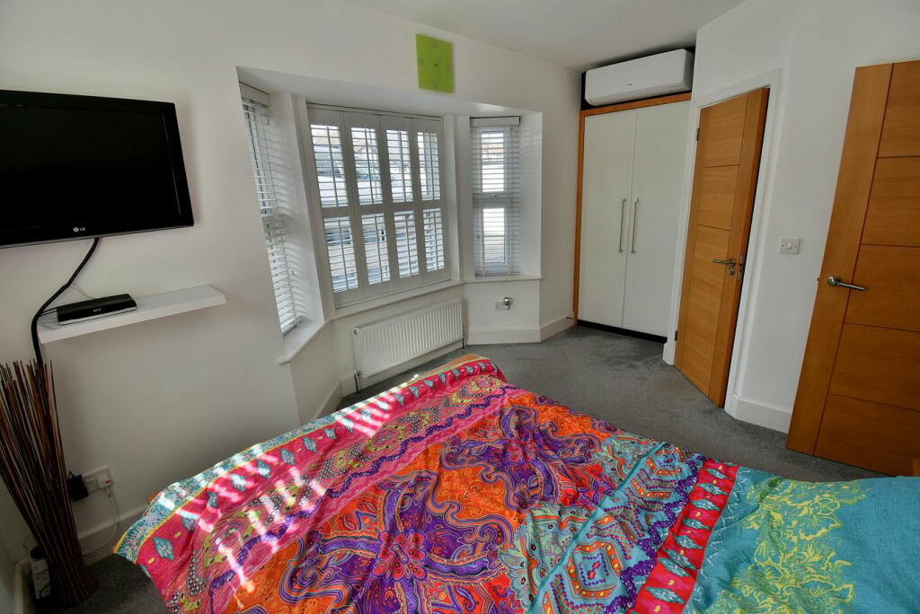 Additional image 7 of Pine Vale Crescent, Bournemouth, BH10