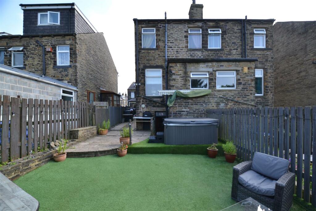 Additional image 4 of Poplar Grove, Horton Bank Top, Bradford