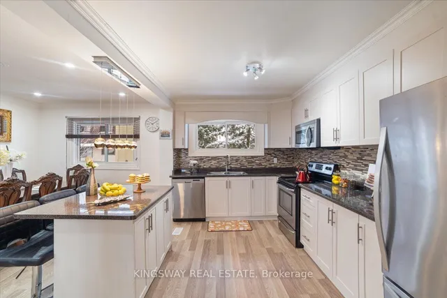 Additional image 8 of 109 Ashton Cres Unit 109