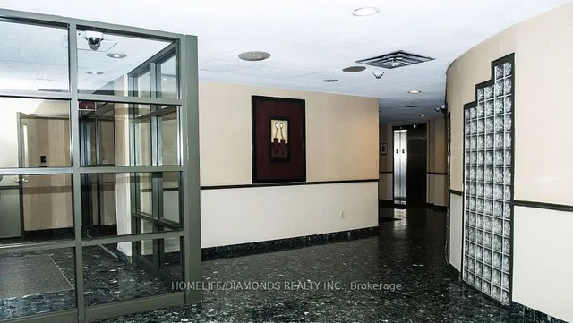 Additional image 6 of 4205 SHIPP Dr Unit 202