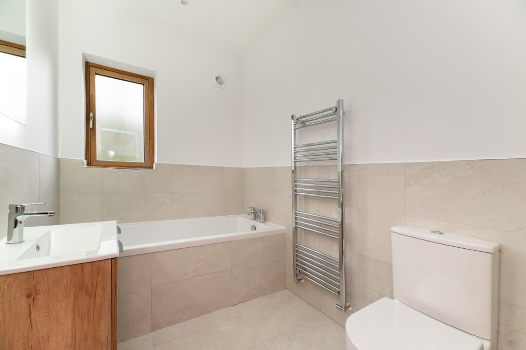 Additional image 22 of Lakeside, East Morton, West Yorkshire, BD20