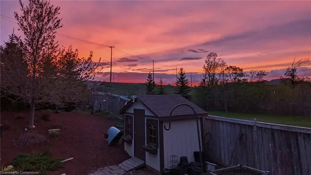 Additional image 50 of 217 Huck Cres