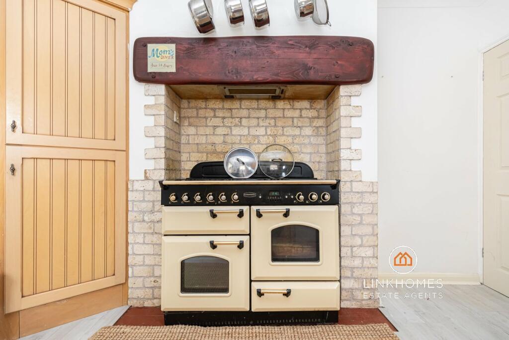 Additional image 18 of Pottery Road, Poole, BH14