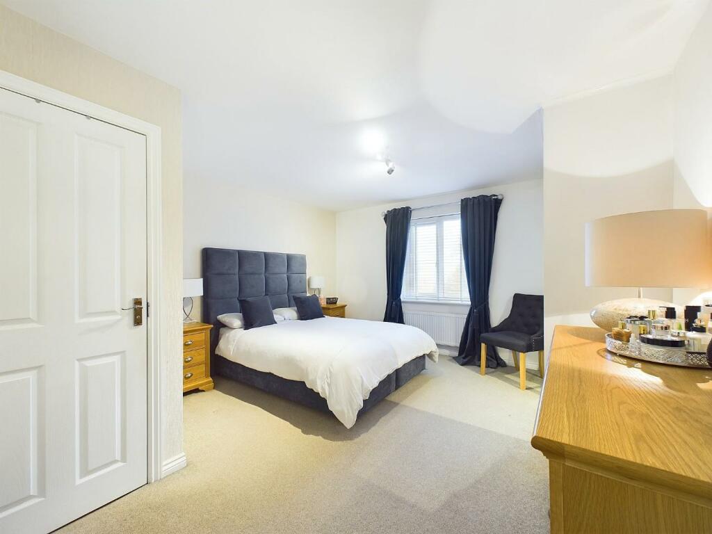 Additional image 10 of Redbrook Way, Bradford