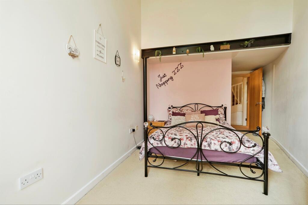 Additional image 7 of Meadow Road, Apperley Bridge, Bradford