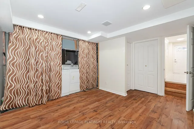 Additional image 12 of 10 Spadina Rd