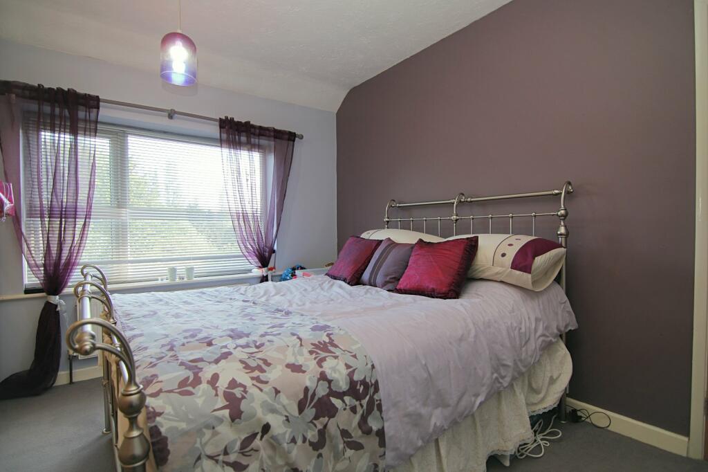 Additional image 9 of Dean Close, Bradford, BD8