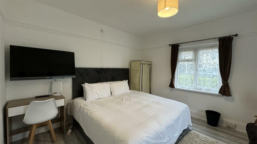 Additional image 8 of Old Coastguard Road, Sandbanks