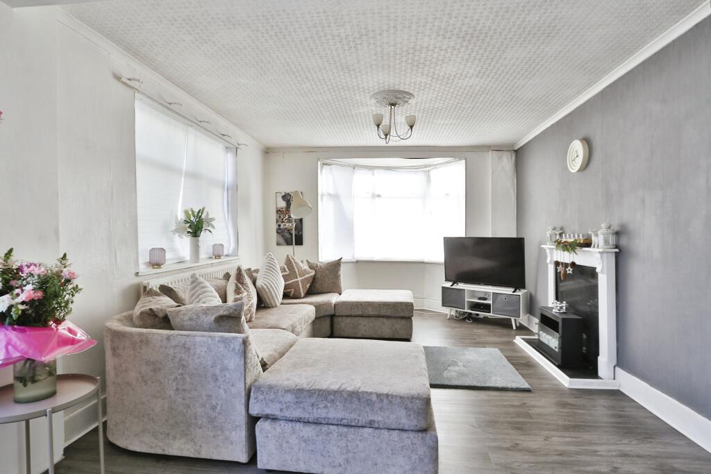 Additional image 6 of Coombe Avenue, Bournemouth, Dorset, BH10