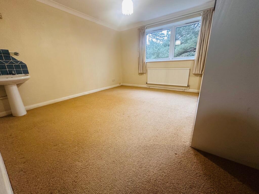 Additional image 11 of The Avenue, POOLE