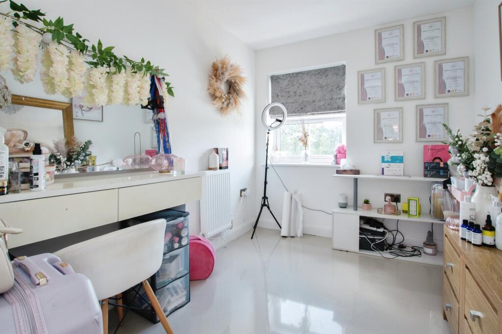 Additional image 10 of Provence Drive, Bearwood, Bournemouth