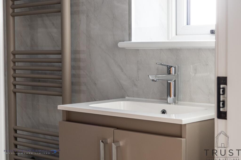 Additional image 53 of Hillside View, Drighlington