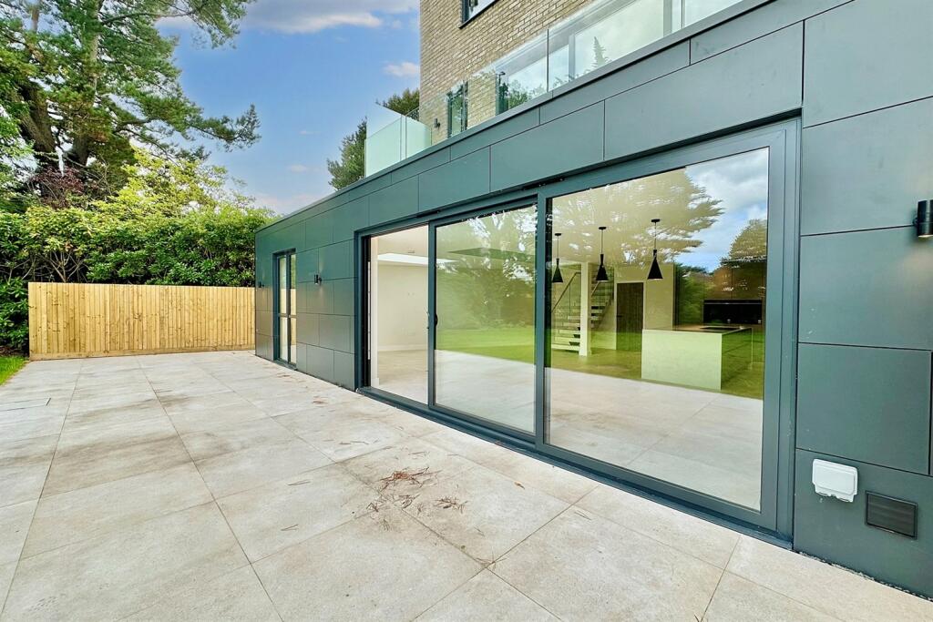 Additional image 19 of Lilliput