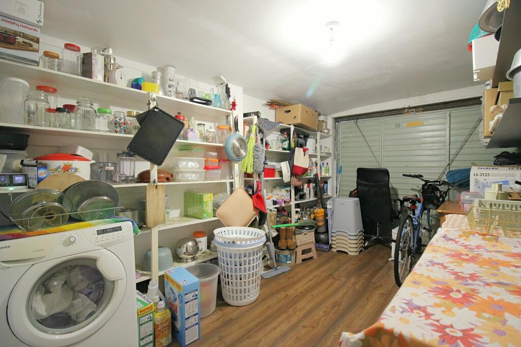 Additional image 27 of Leaventhorpe Avenue, Fairweather Green, Bradford, BD8