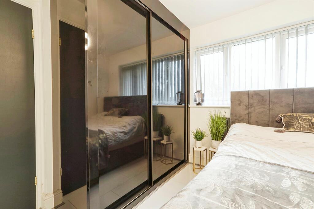 Additional image 11 of Drovers Way, BRADFORD