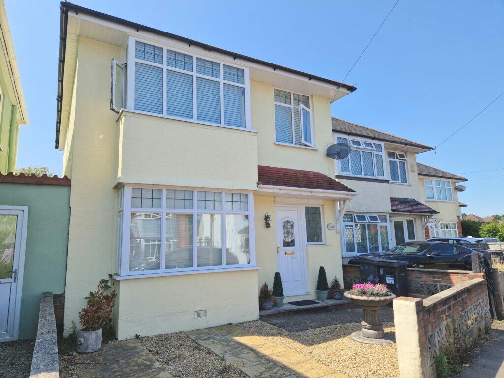 Hendford Road, Bournemouth, BH10 5AU