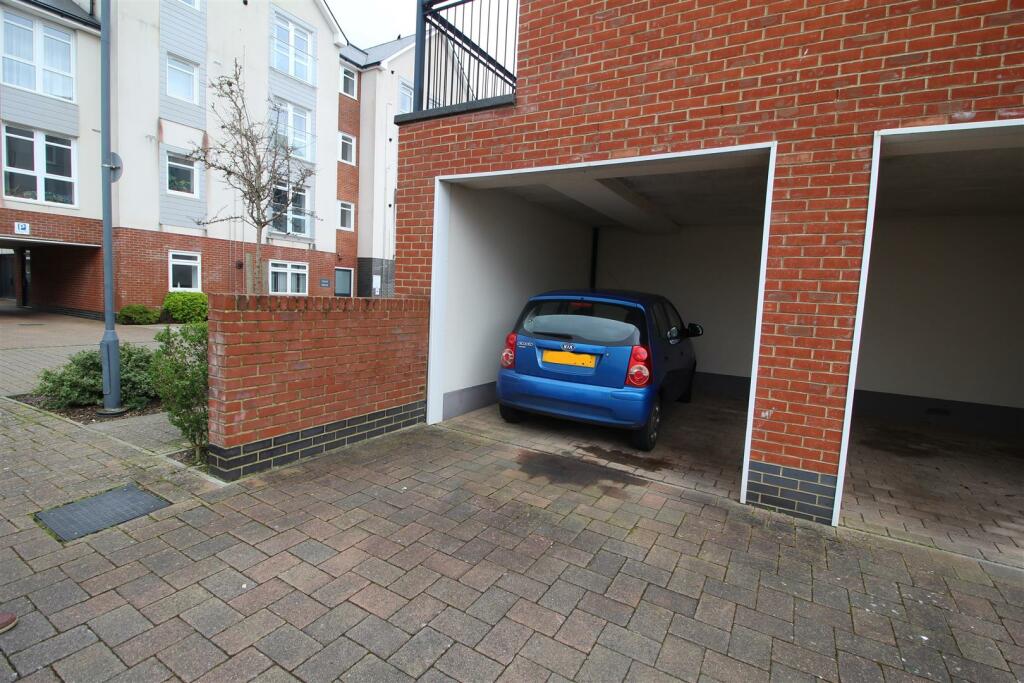 Additional image 3 of Stabler Way, Poole
