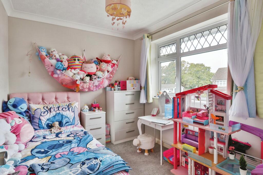 Additional image 12 of De Courtenai Close, BEARWOOD, Bournemouth, Dorset, BH11