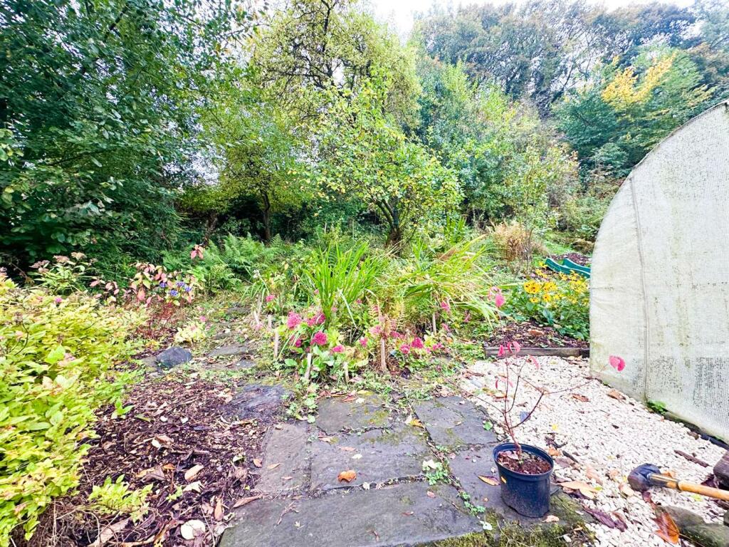 Additional image 28 of Glen Lee Lane, Keighley