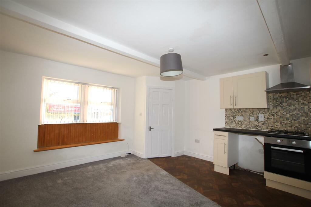 Additional image 9 of Town Gate, Wyke, Bradford