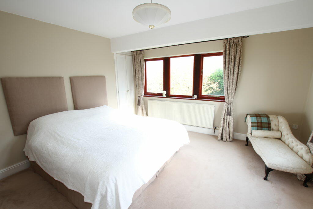 Additional image 10 of 5 bedroom house for sale – Cherry Tree House, Wilsden, Bradford, BD15 0DB