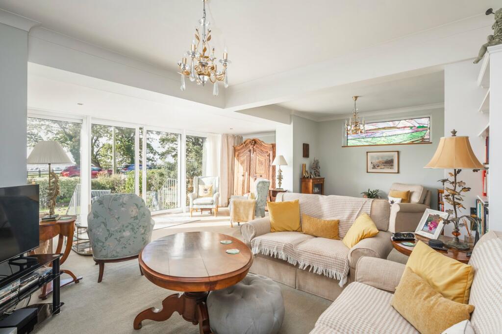 Additional image 9 of Whitecliff Road, Poole, BH14