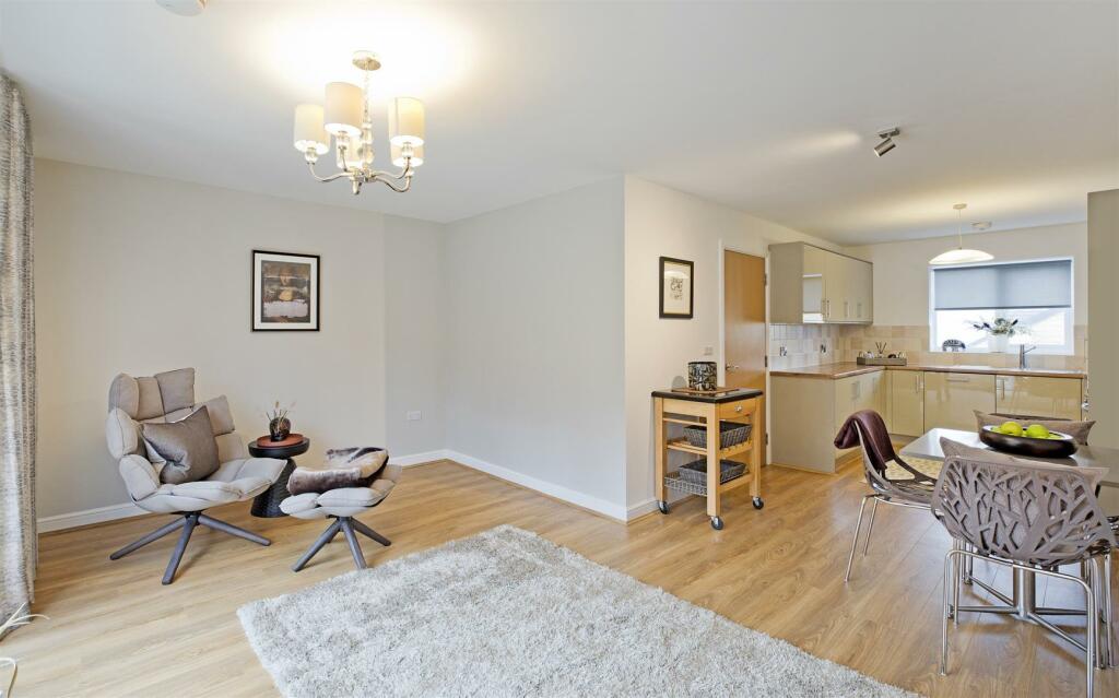 Additional image 4 of Hawthorn Close, Keighley