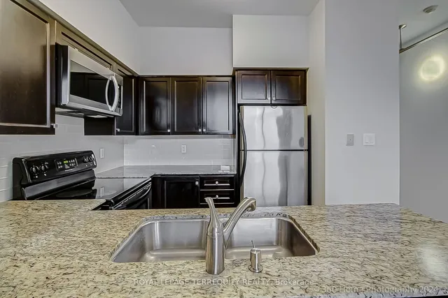 Additional image 6 of 2772 Keele St Unit 101