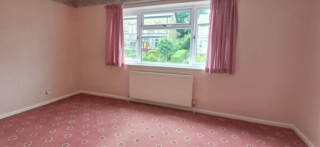 Additional image 11 of Hollingwood Mount, Bradford, BD7