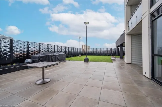 Additional image 19 of 60 Charles St Unit 2901