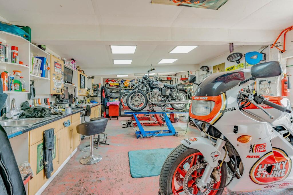 Additional image 11 of The Boat Shed Charter Avenue, Laurencekirk, AB30 1GJ