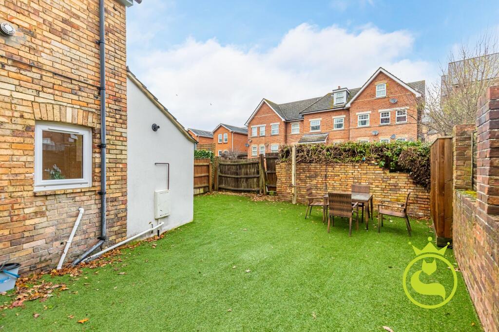 Additional image 13 of Four bedrooms -Approach Road, Ashley Cross, Poole BH14