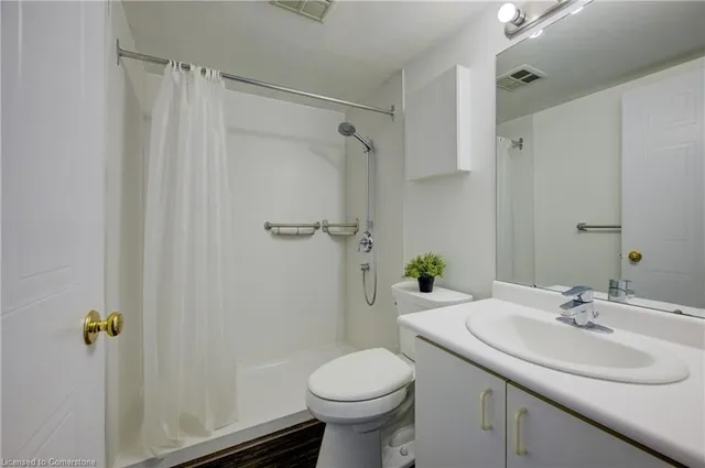 Additional image 16 of 3227 King St Unit 108