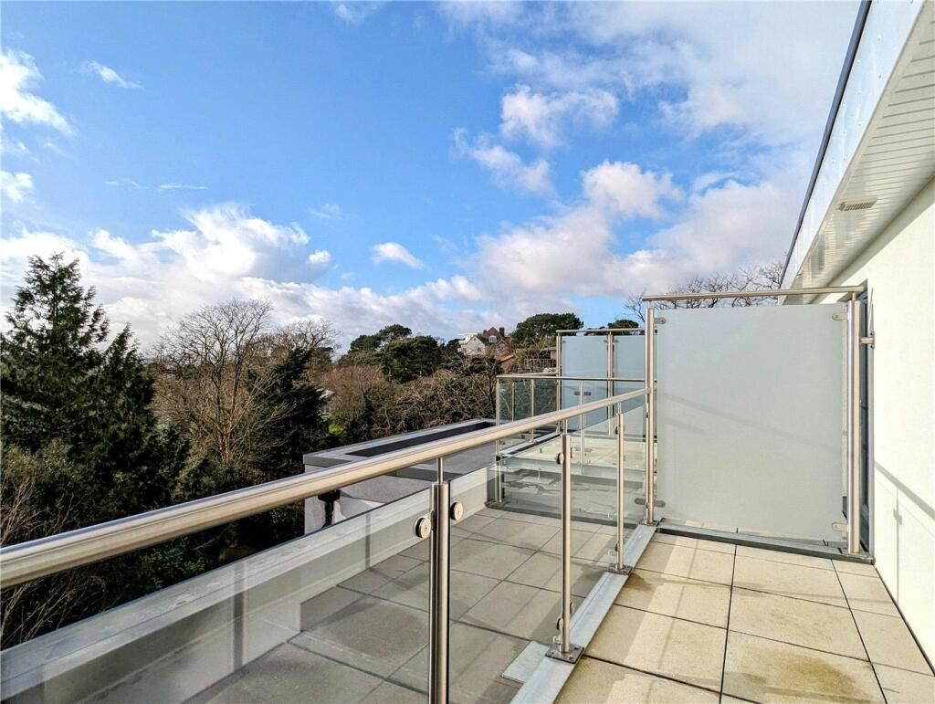 Additional image 4 of Delhi Close, Poole, BH14