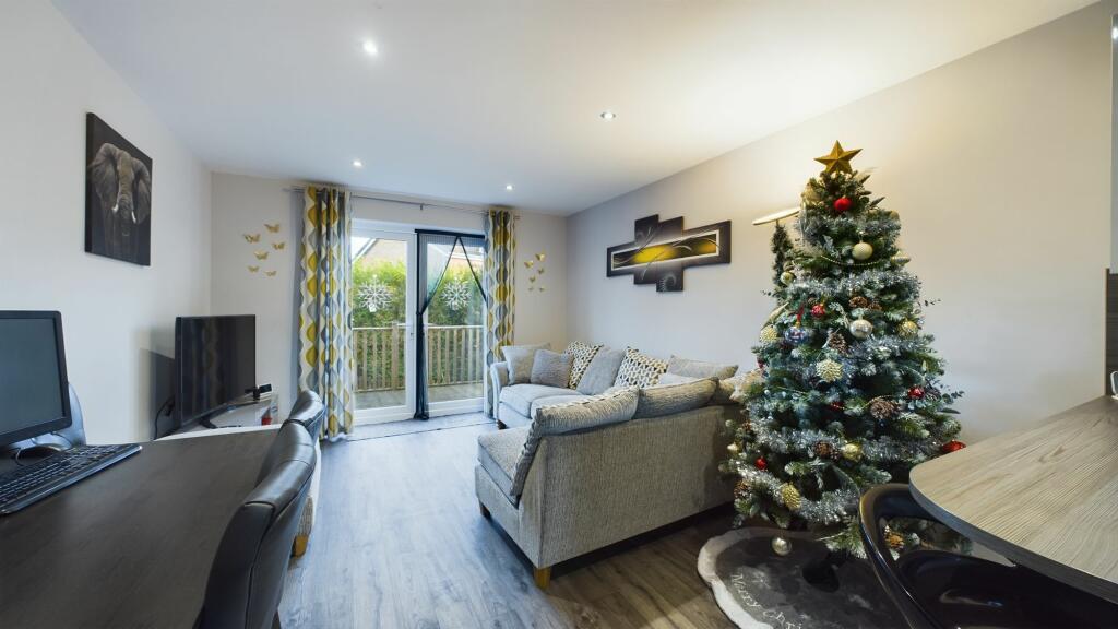 Additional image 5 of Wastwater Drive, Bradford, BD6