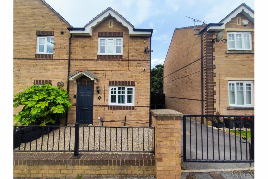 Primary image of Rowantree Drive, Bradford, BD10