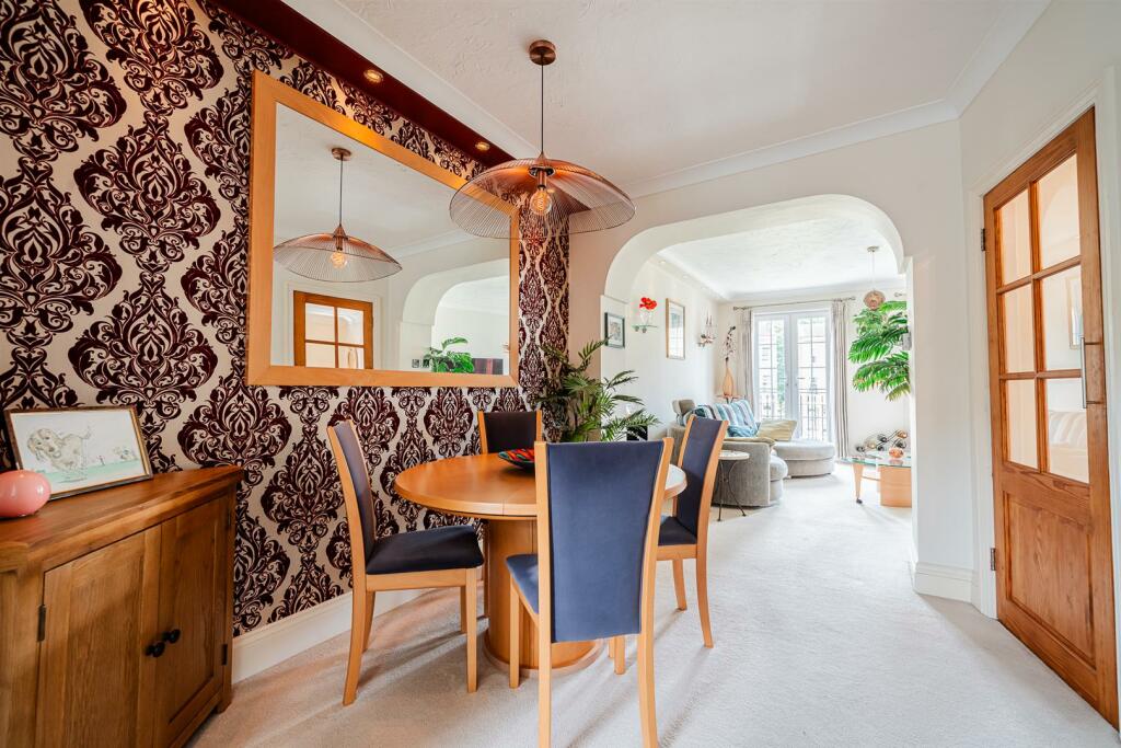 Additional image 17 of Holly Lodge, Lindsay Road