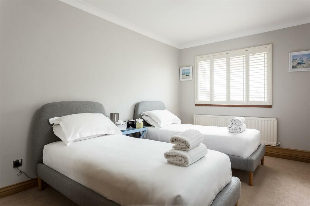 Additional image 12 of Banks Road - SANDBANKS