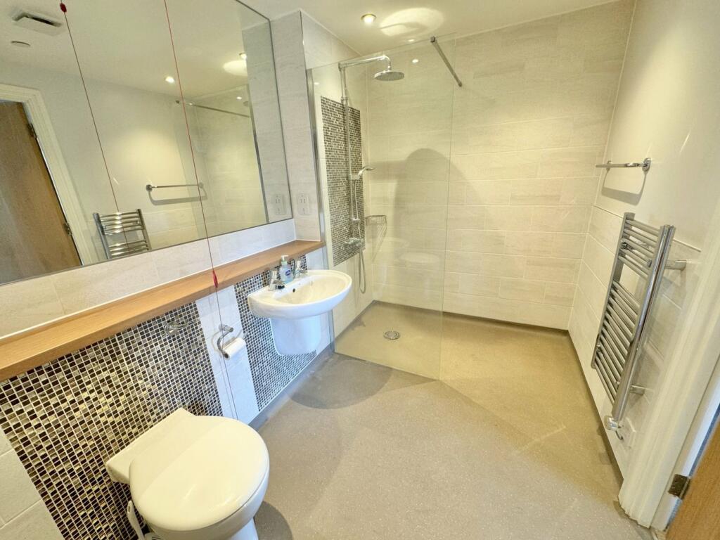 Additional image 16 of Parkstone Road, Poole, BH15