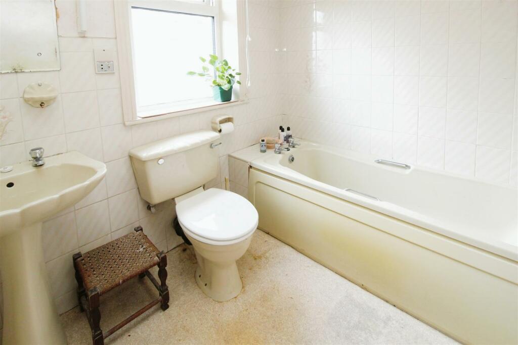 Additional image 12 of Briarwood Crescent, Bradford, BD6 1SD