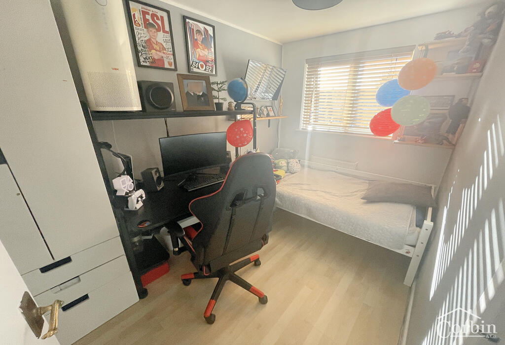 Additional image 7 of Viscount Walk, Bournemouth, Dorset