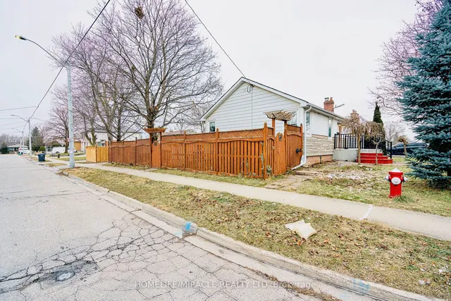 Additional image 34 of 13 Foster Rd