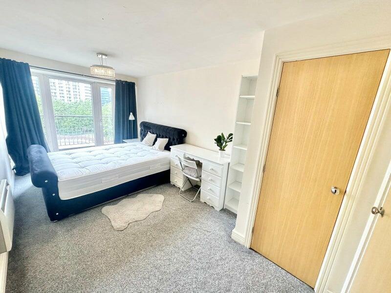 Primary image of Cornwall Place, Bradford, West Yorkshire, BD8