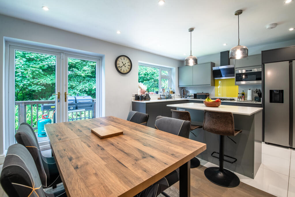 Additional image 7 of Oakwood Drive, Bingley, West Yorkshire, BD16