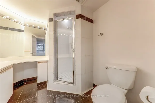 Additional image 32 of 1320 Islington Ave Unit 201