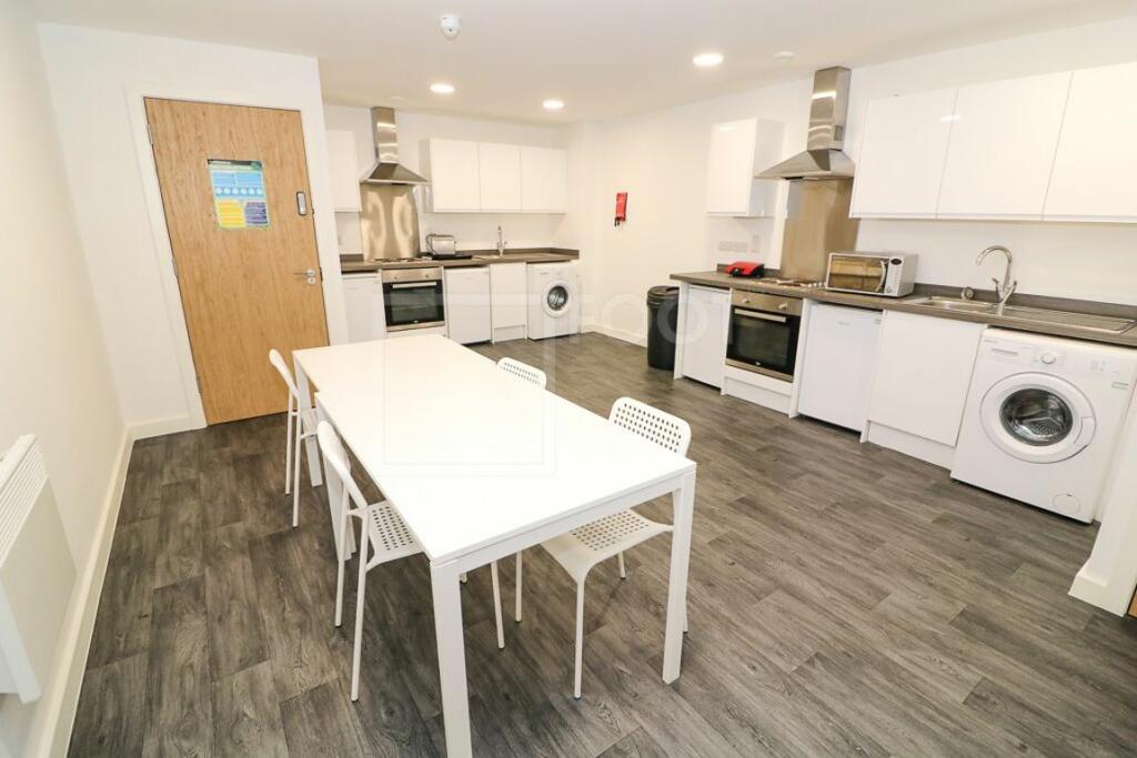 Additional image 4 of Colonnade House, Bradford, BD1 2BQ