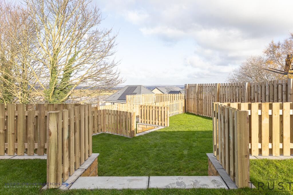 Additional image 72 of Hillside View, Drighlington