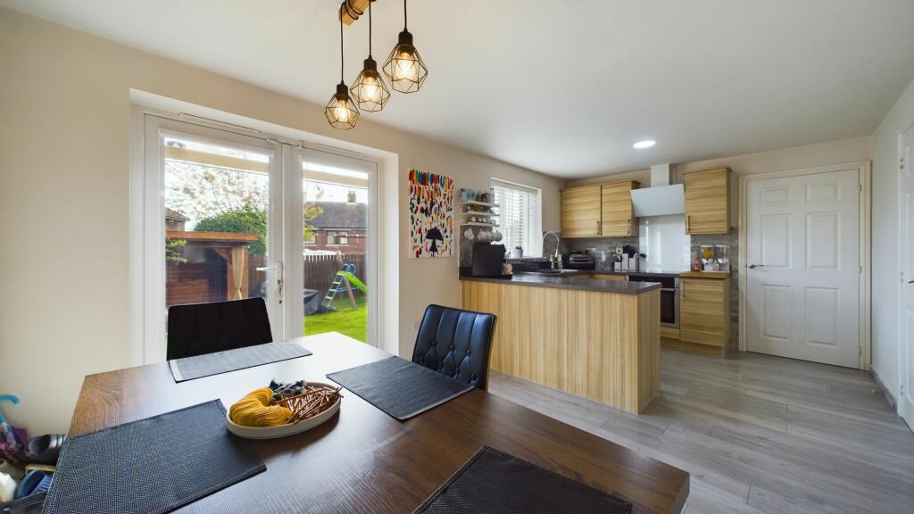 Additional image 25 of Pear Tree Close, Bradford, BD6