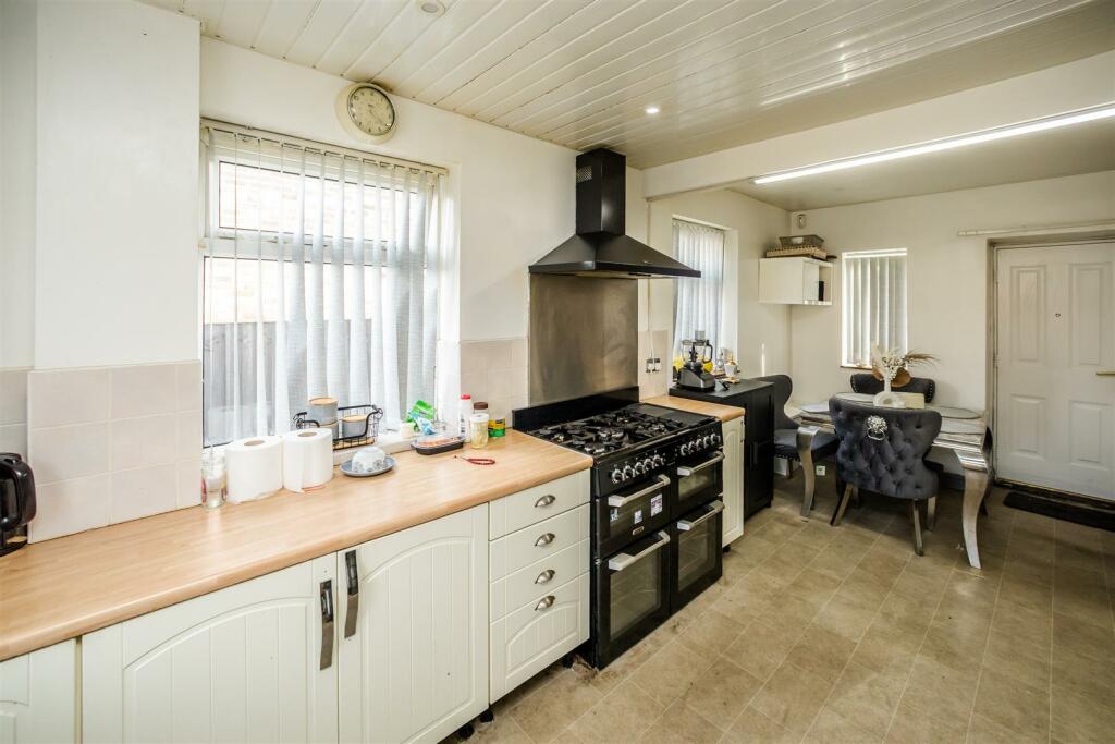 Additional image 5 of Tanton Crescent, Clayton