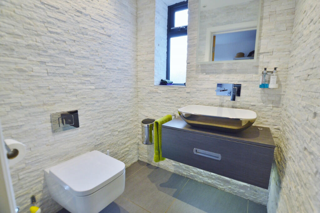 Additional image 28 of Glebe Road, BH16